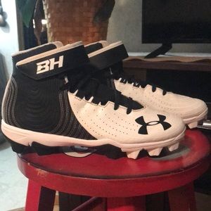 🏈 Under Armour Football Cleats 🏈
